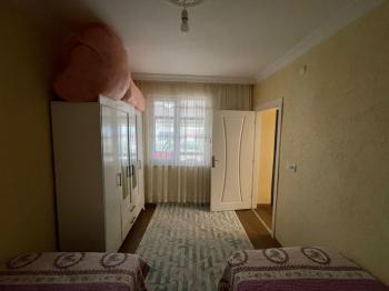 GÜVENAY - ÇORUM CEMİLBEY YOLU ÜZERİ GÜZEL VADİ DE LÜKS EVİ OLAN SATILIK BAHÇE