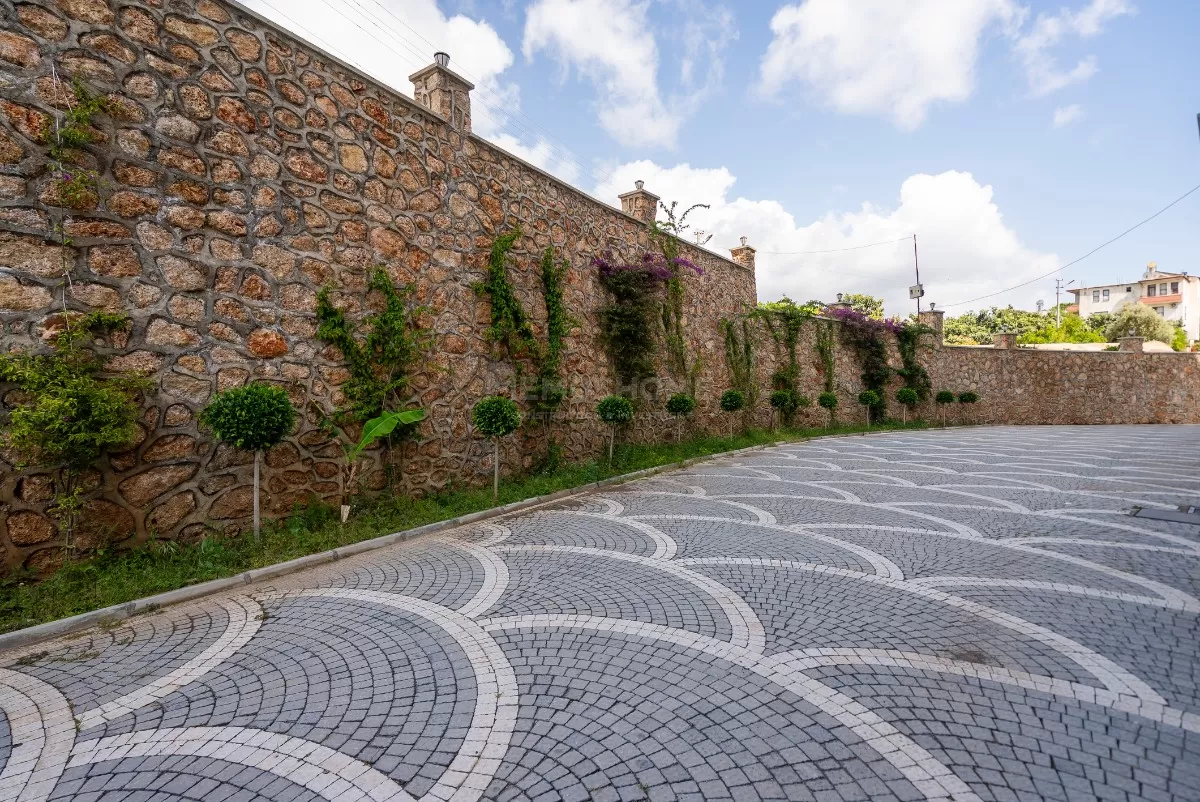 2+1 Luxury Living In Oba