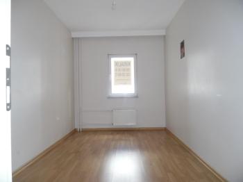 ÇORLU EMLAK KONUTLARI BİRİNCİ KISIMDA 3+1 KİRALIK DAİRE 
