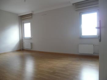 ÇORLU EMLAK KONUTLARI BİRİNCİ KISIMDA 3+1 KİRALIK DAİRE 