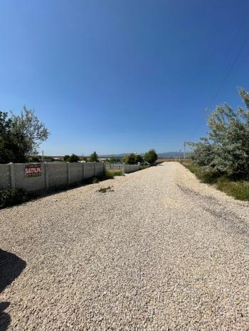 AFYON ÜÇOK EMLAKTAN GÜMÜŞKENTTE SATILIK 467M² İMARLI ARSA