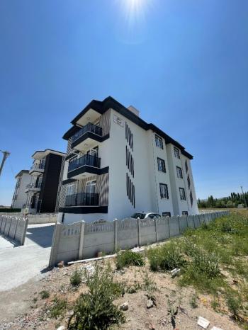AFYON ÜÇOK EMLAKTAN MAREŞAL F ÇAKMAK MAH SATILIK 2+1 SIFIR LÜX DAİRE