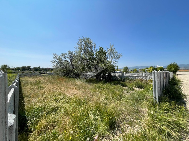 AFYON ÜÇOK EMLAKTAN GÜMÜŞKENTTE SATILIK 467M² İMARLI ARSA