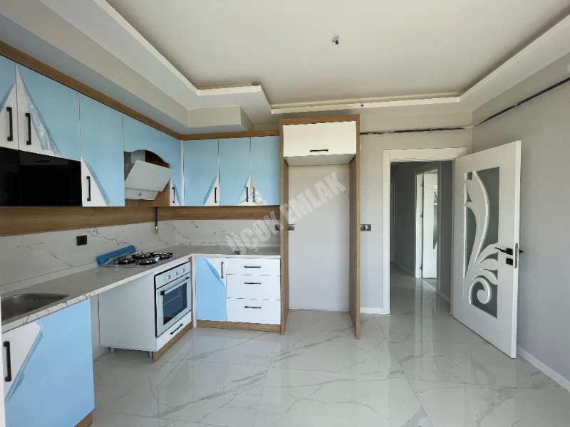 AFYON ÜÇOK EMLAKTAN MAREŞAL F ÇAKMAK MAH SATILIK 2+1 SIFIR LÜX DAİRE
