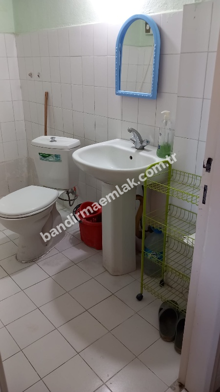 Karşıya mahallesi üniversite yolunda