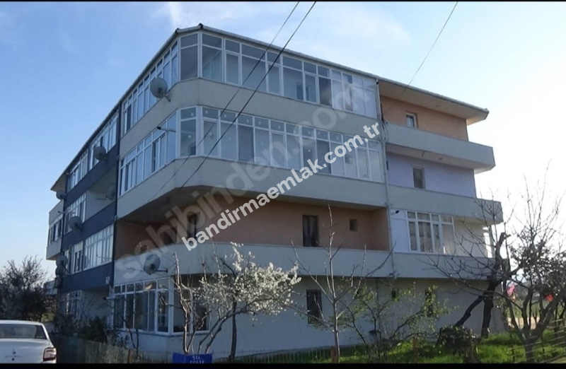 Karşıya mahallesi üniversite yolunda