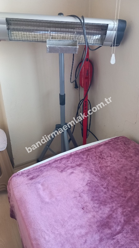 Karşıya mahallesi üniversite yolunda