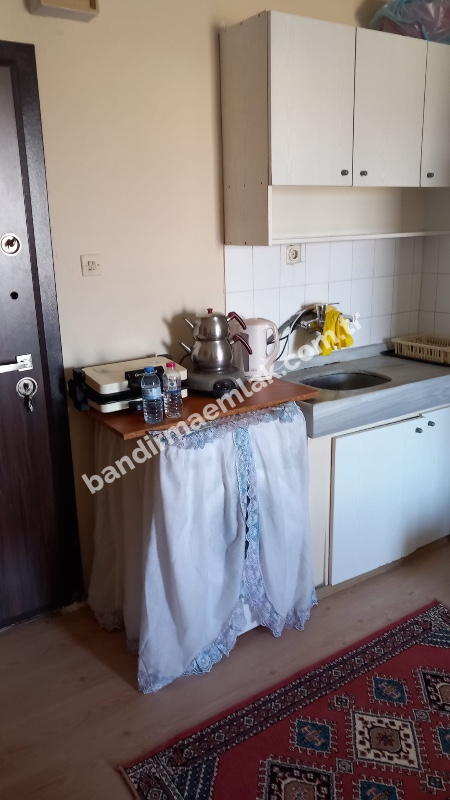 Karşıya mahallesi üniversite yolunda