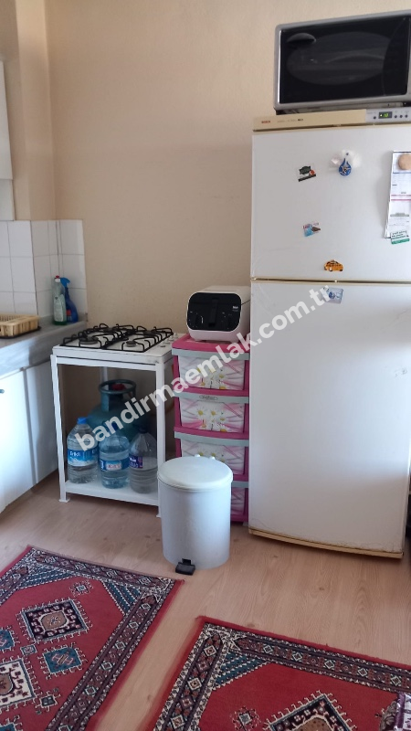 Karşıya mahallesi üniversite yolunda