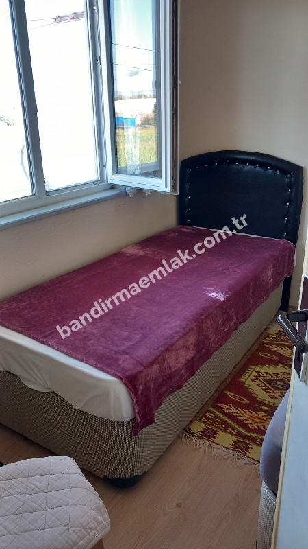 Karşıya mahallesi üniversite yolunda