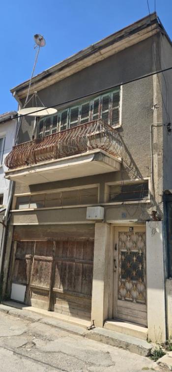 Lefkoşa Surlariçi Bölgesinde SATILIK 3+1 ESKİ ESER NİTELİKLİ 2 KATLI MÜSTAKİL EV