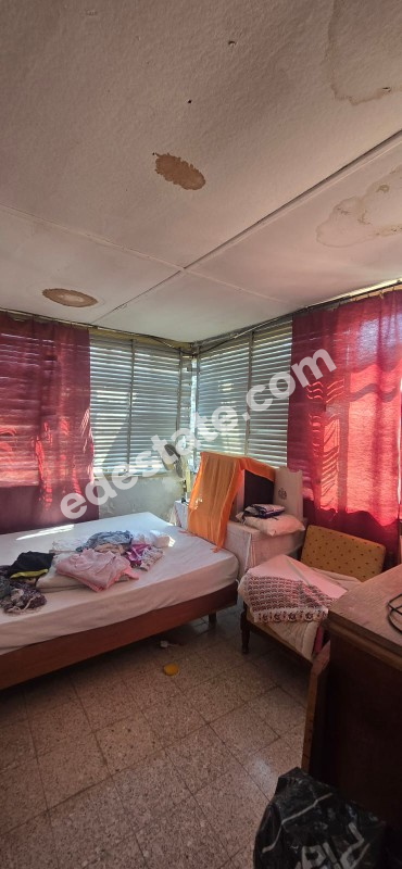 Lefkoşa Surlariçi Bölgesinde SATILIK 3+1 ESKİ ESER NİTELİKLİ 2 KATLI MÜSTAKİL EV