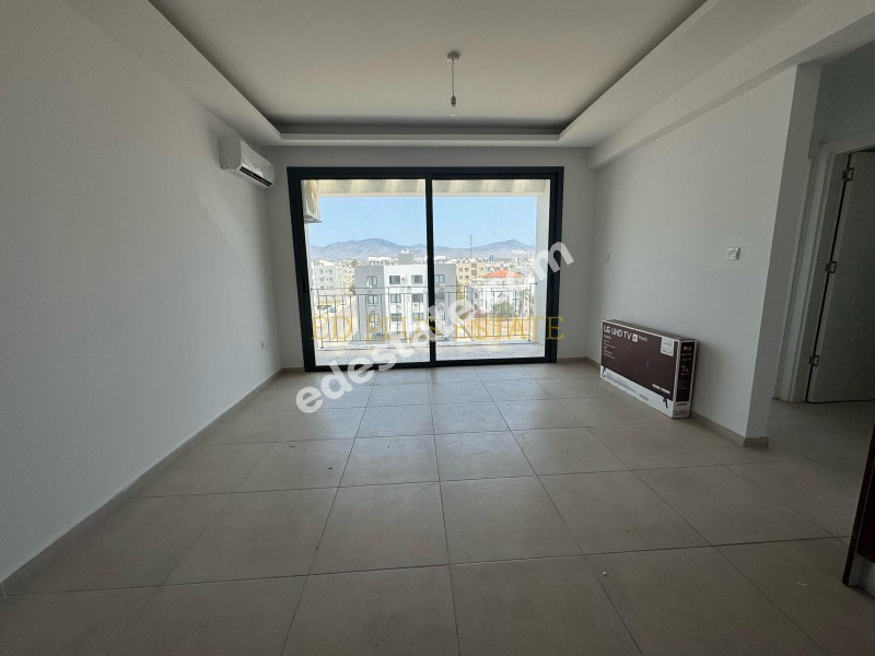 Lefkoşa Gönyeli Girişinde Yeni Full Beyaz Eşyalı Satılık 2+1 Yeni Daire