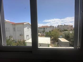 LEFKOŞA GÖNYELİ BÖLGESİNDE  TÜRK MALI YENİ SIFIR SATILIK DAİRE 