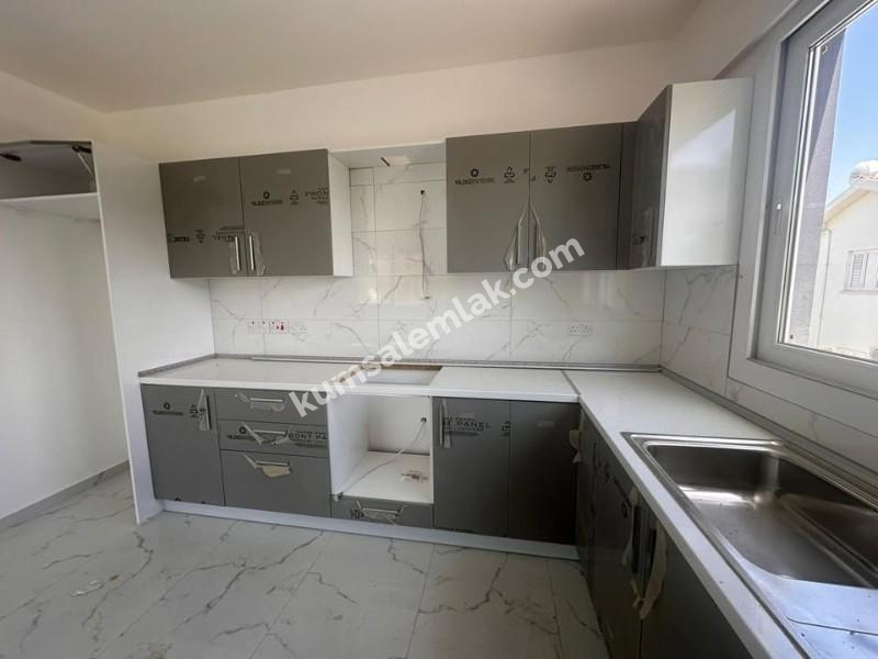 LEFKOŞA GÖNYELİ BÖLGESİNDE  TÜRK MALI YENİ SIFIR SATILIK DAİRE 