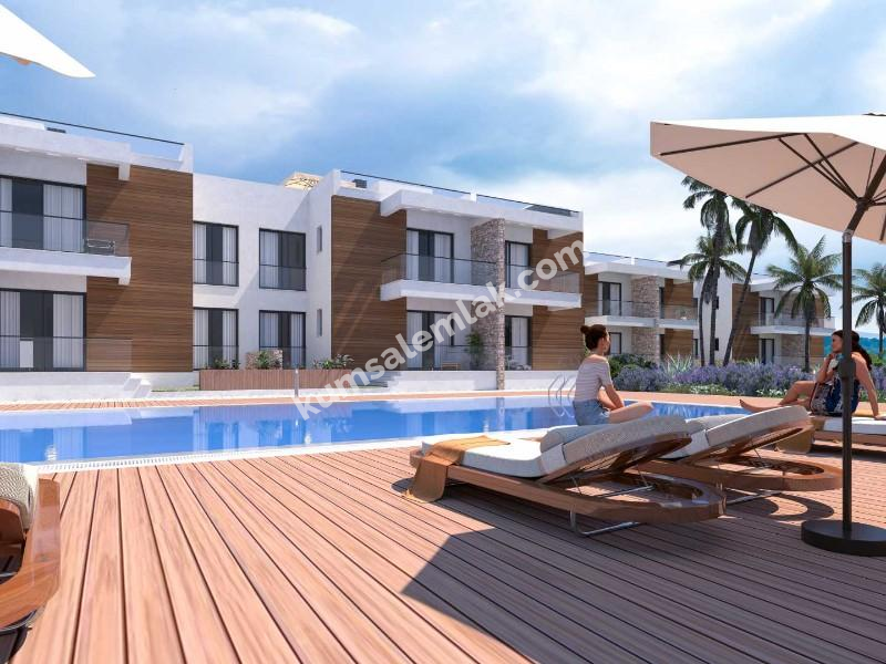 GİRNE KARAAĞAÇ BÖLGESİNDE LÜKS SİTE İÇERİSİNDE 2 + 1 PENTHOUSELAR