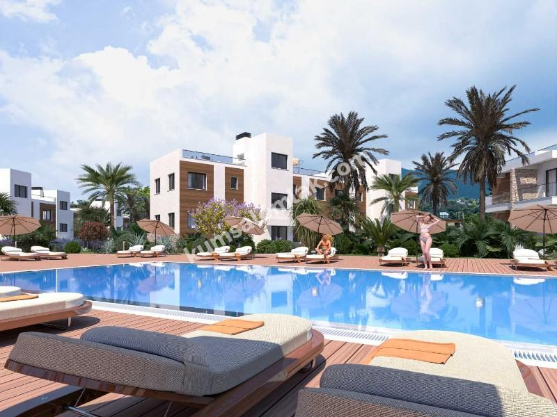 GİRNE KARAAĞAÇ BÖLGESİNDE LÜKS SİTE İÇERİSİNDE 2 + 1 PENTHOUSELAR