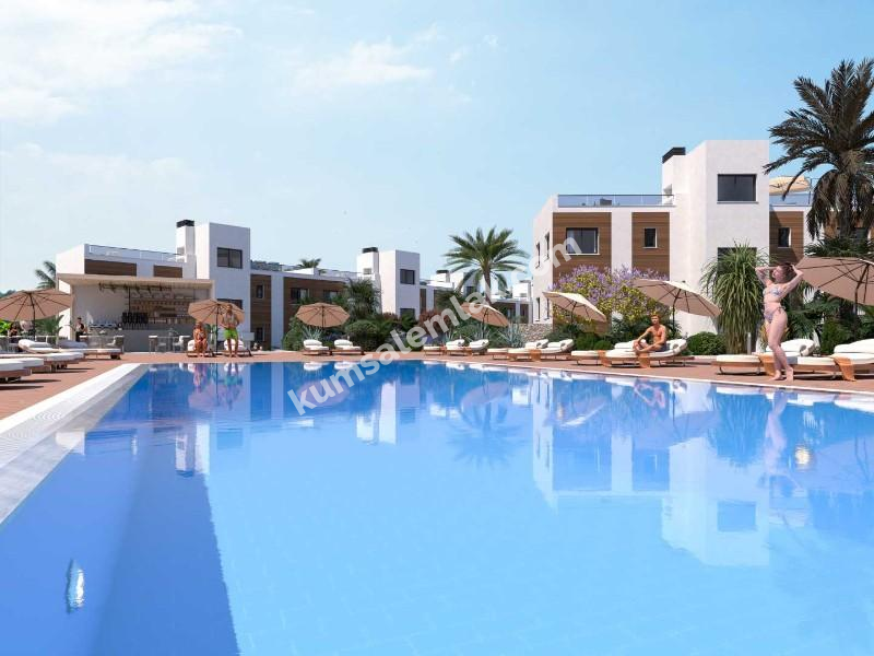 GİRNE KARAAĞAÇ BÖLGESİNDE LÜKS SİTE İÇERİSİNDE 2 + 1 PENTHOUSELAR