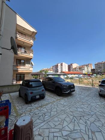 AFYON ÜÇOK EMLAKTAN DUMLUPINAR MAH DEVREN KİRALIK DÜKKAN 
