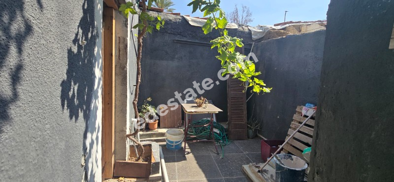 Lefkoşa Surlariçi Bölgesinde SATILIK 2+1 BUTİK HOTEL OLMAYA MÜSAİT MÜSTAKİL EV