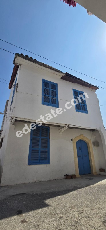 Lefkoşa Surlariçi Bölgesinde SATILIK 2+1 BUTİK HOTEL OLMAYA MÜSAİT MÜSTAKİL EV