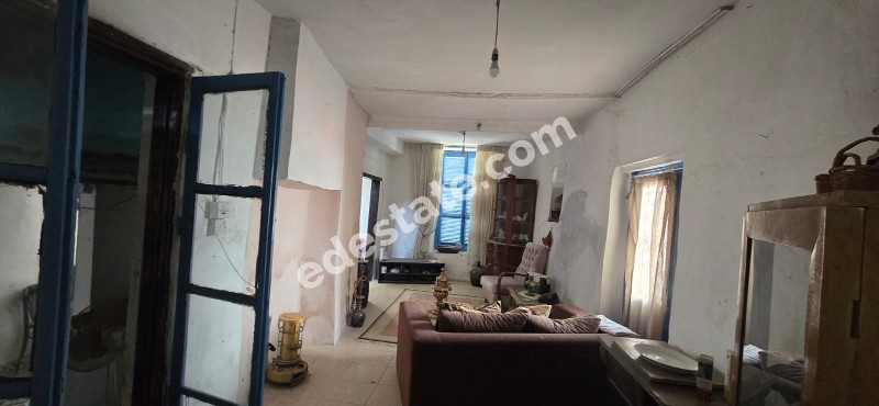 Lefkoşa Surlariçi Bölgesinde SATILIK 2+1 BUTİK HOTEL OLMAYA MÜSAİT MÜSTAKİL EV