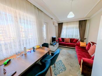 Didimde Satılık Daire - Merkezde 2+1 Güney Cephe Köşe Ev