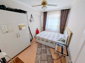 Didimde Satılık Daire - Merkezde 2+1 Güney Cephe Köşe Ev
