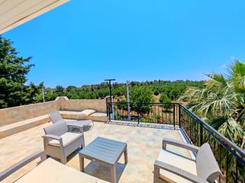 Didim Yeşilkentte Satılık Tam Müstakil Villa