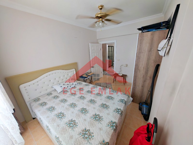 Didimde Satılık Daire - Merkezde 2+1 Güney Cephe Köşe Ev