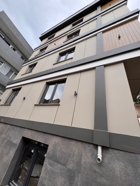 Alibeyköy Çarşı İçinde Sıfır 2+1 Daire –Yüksek Giriş, Ebeveyn Banyolu