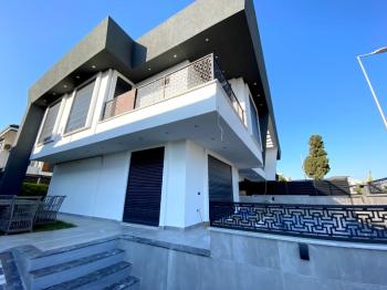Didim'de Satılık 3+1 Eşyalı Villa