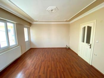 Didim Efeler Mahallesinde 3+1 Ayrı Mutfaklı Daire