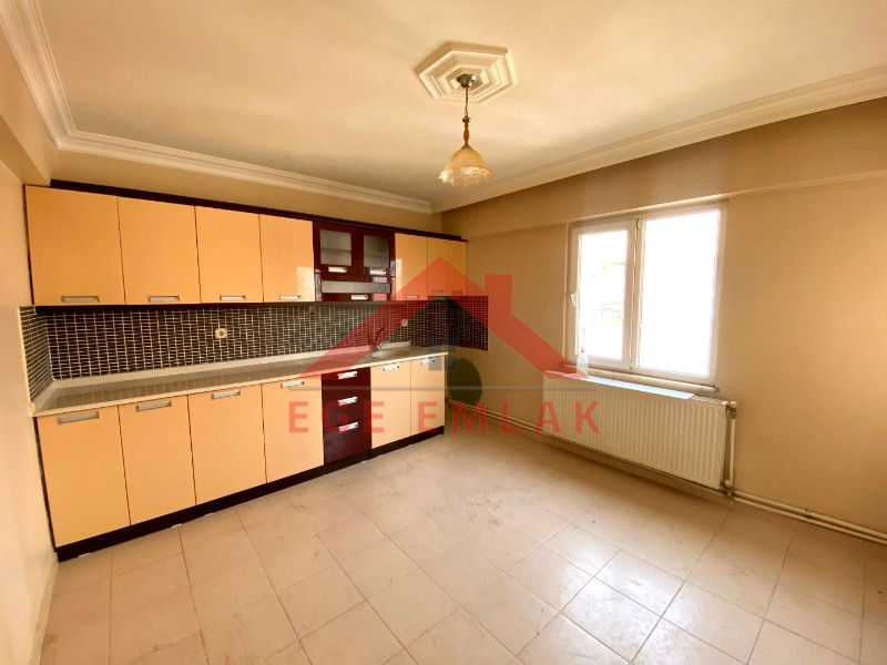 Didim Efeler Mahallesinde 3+1 Ayrı Mutfaklı Daire