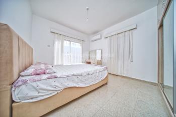 Girne Karaoğlanoğlu Bahçeli Ortak Havuzlu 2+1 Kiralık İkiz Ev 