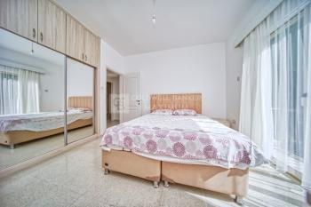 Girne Karaoğlanoğlu Bahçeli Ortak Havuzlu 2+1 Kiralık İkiz Ev 