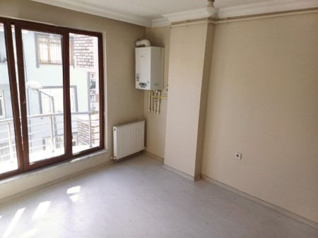 Karlıtepe Ordu Caddesi Yakını 2+1 Kiracılı Satılık Daire – 2.Kat & 60 m²