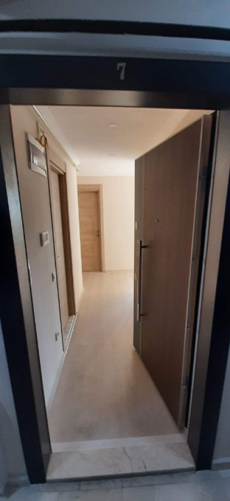 Alibeyköy Metro Yanı 2+1 Asansörlü Balkonlu Satılık Daire