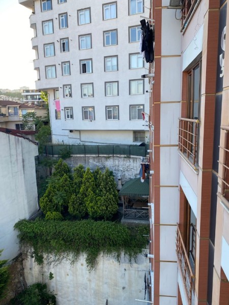 Çırçır Metro'ya Yakın 2+1 Balkonlu Ferah Satılık Daire