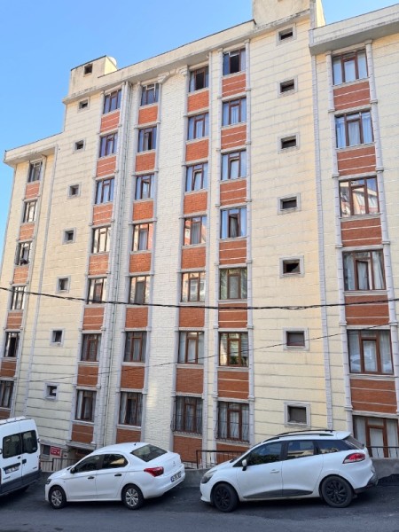 Çırçır Metro'ya Yakın 2+1 Balkonlu Ferah Satılık Daire