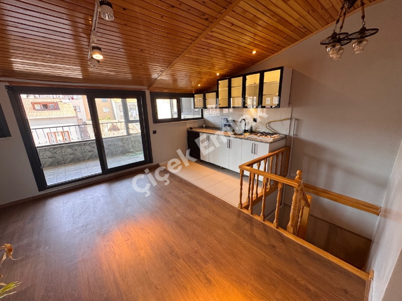 Akşemsettin'de 4+2 | 180 m2 | Büyük Satılık Dubleks