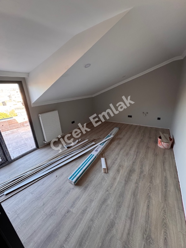 Yeşilpınar Metroya 2 dk 4+1 Sıfır Dubleks Satılık Daire