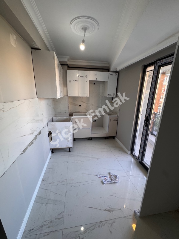 Yeşilpınar Metroya 2 dk 2+1 Balkonlu Sıfır Satılık Daire