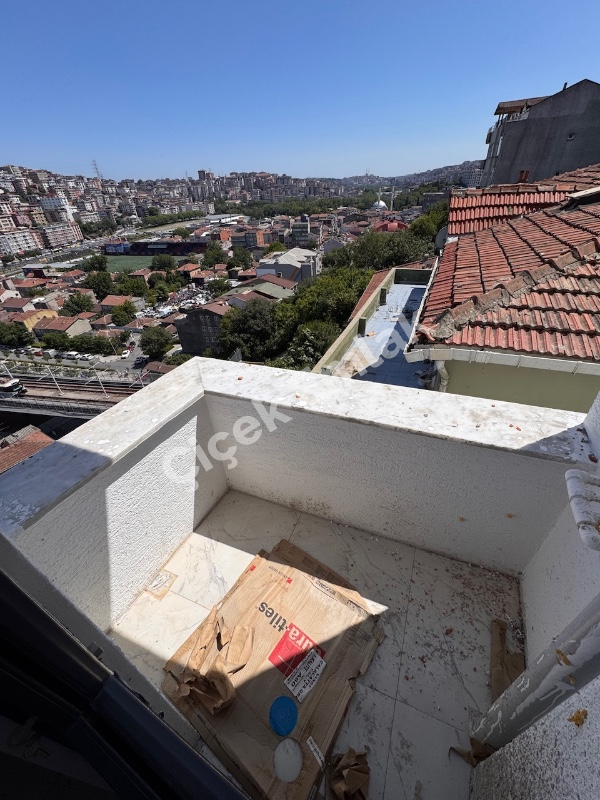 Alibeyköy Metroya 2 dk 2+1 Balkonlu Sıfır Daire