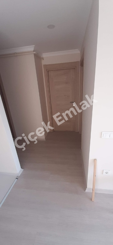 Alibeyköy Metro Yanı 2+1 Asansörlü Balkonlu Satılık Daire