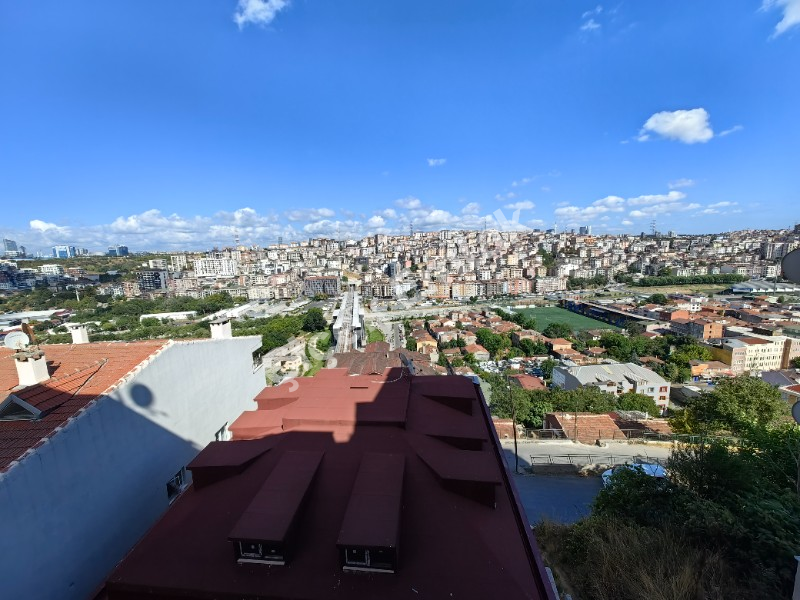Alibeyköy Metro'ya Yakın Asansörlü Sıfır 2+1 Balkonlu Satılık Daire