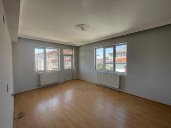 AFYON ÜÇOK EMLAKTAN FATİH MAH SATILIK FIRSAT 3+1 DAİRE
