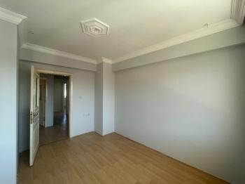 AFYON ÜÇOK EMLAKTAN FATİH MAH SATILIK FIRSAT 3+1 DAİRE
