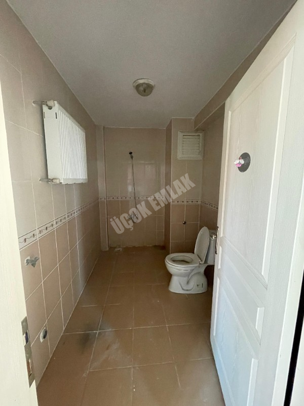 AFYON ÜÇOK EMLAKTAN FATİH MAH SATILIK FIRSAT 3+1 DAİRE