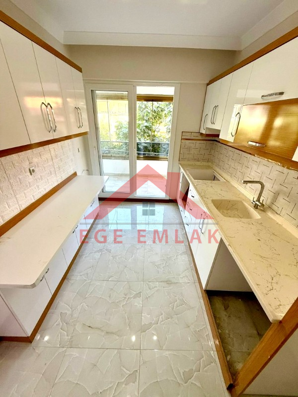 Didim Merkezde Satılık Yüksek Giriş Daire